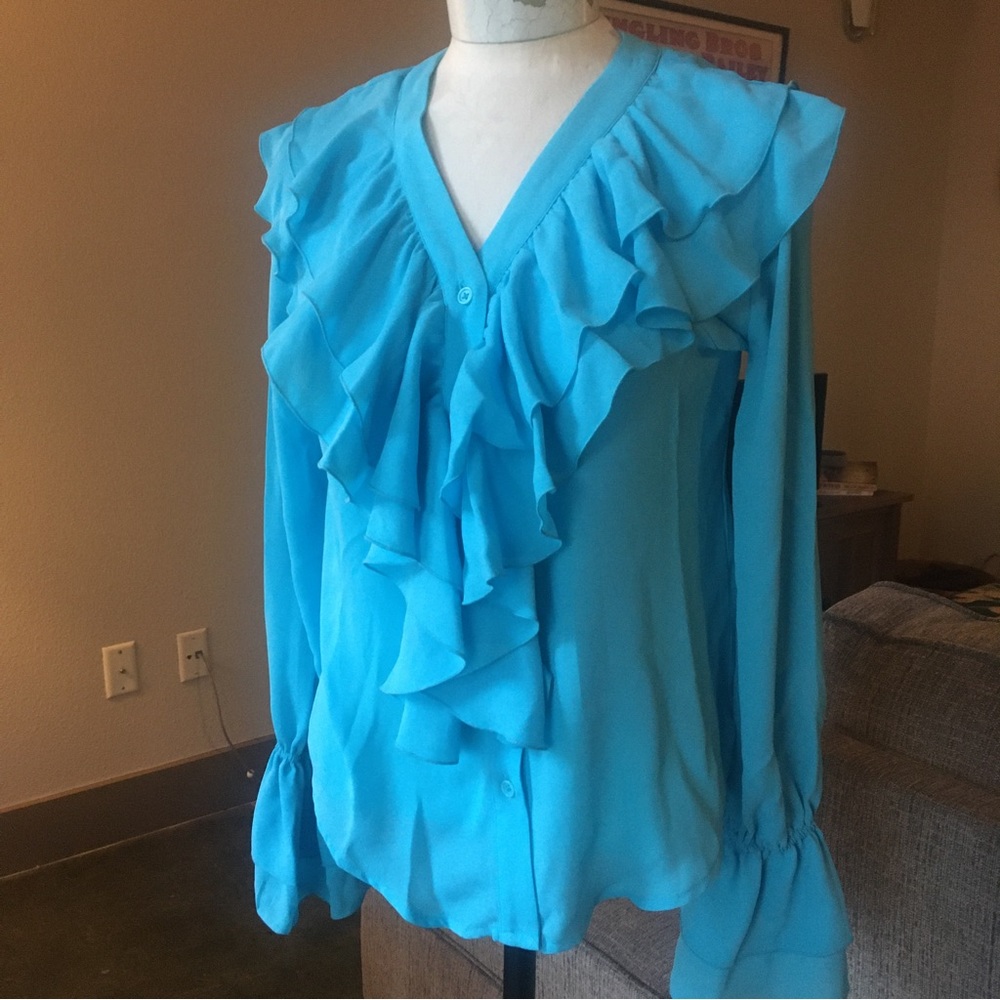 Brand new! Turquoise aqua blouse